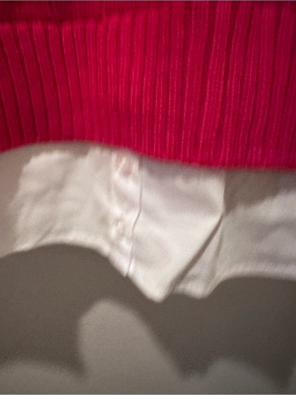 NWT d&Co Adaptive Red Cable Knit Layered Hem Sweater Medium - Picture 4 of 7